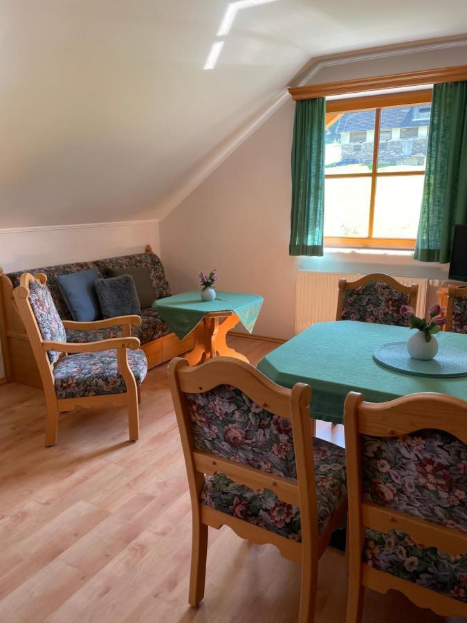 Ferienhaus Alpenblick Кракаушаттен Экстерьер фото